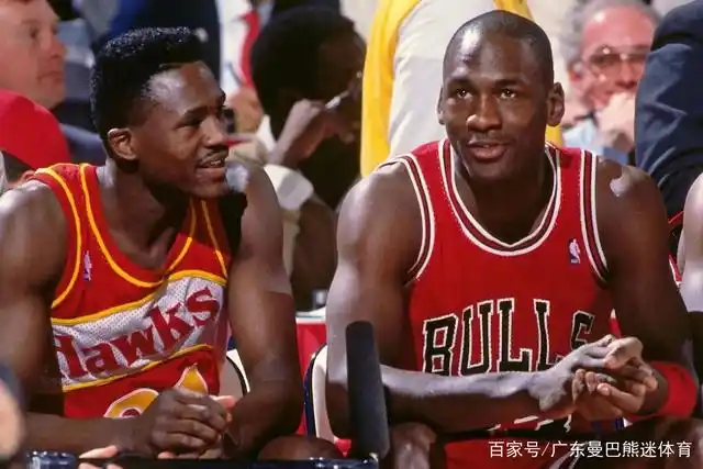 nba罚球线扣篮有几人_篮球历史上的第一次罚球线扣篮_罚球线扣篮是什么意思