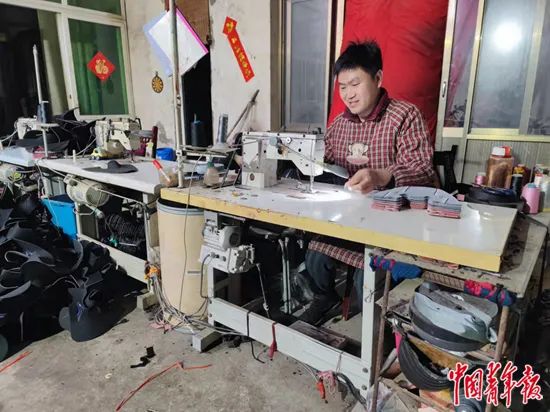 足球进球定义_最笨的足球进球规则是_进球笨足球规则是谁发明的