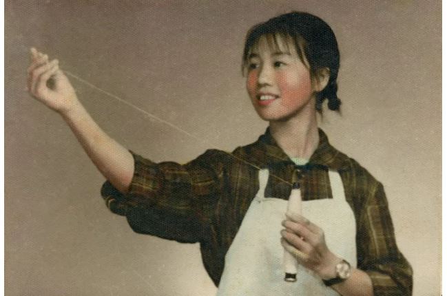 日常普通照片家庭可以拍吗_普通家庭照片日常_普通生活家庭照片
