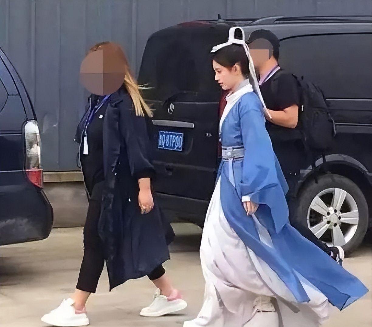 明星健身穿搭_健身明星女图片_女明星健身服照片