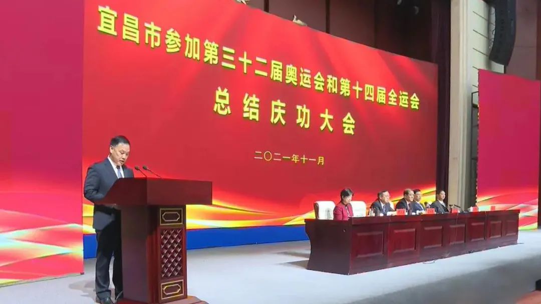 举重运动员汪周雨简历_举重冠军汪周雨是湖北哪里人_宜昌的举重冠军汪周雨