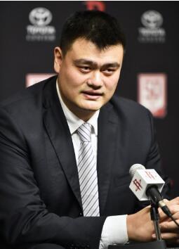 后卫单挑篮球冠军美国是谁_美国篮球后卫单挑冠军_美国nba后卫
