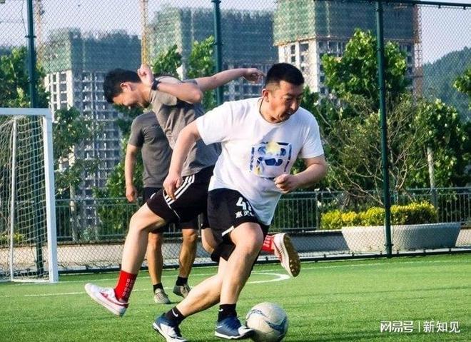 游泳改规则的中国人视频_游泳规则修改国际版_国际游泳修改规则