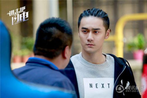 击剑冠军张莉_冷子峰击剑冠军是谁_匈牙利击剑冠军