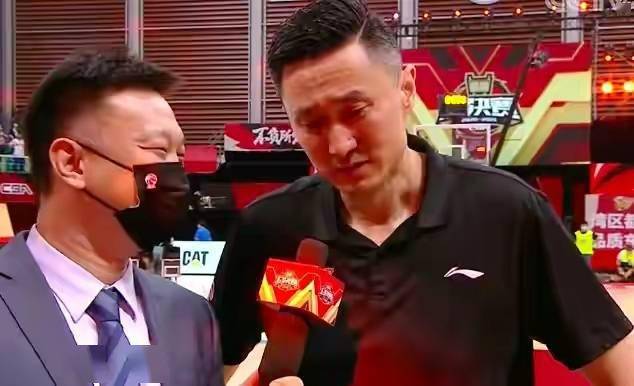 21年广东宏远篮球冠军_广东宏远篮球运动员_广东宏远篮球队冠名