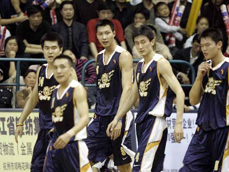 广东宏远篮球运动员_广东宏远篮球队冠名_21年广东宏远篮球冠军