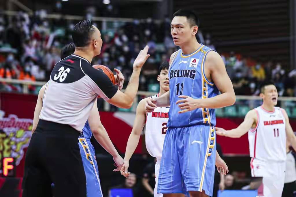 广东宏远篮球队冠名_广东宏远篮球运动员_21年广东宏远篮球冠军